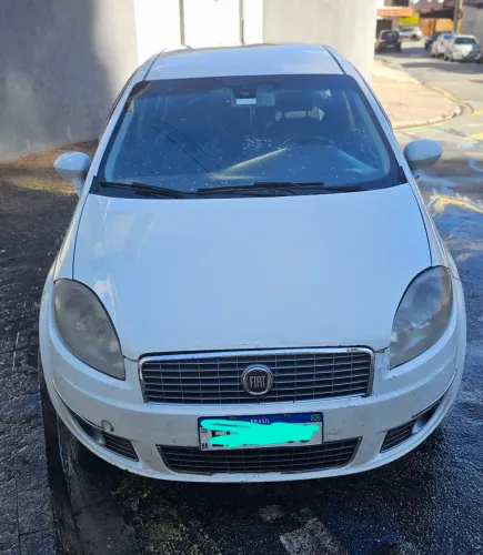 Fiat Linea LX 1.9/ 1.8 Flex 16V Dualogic 4P 2010