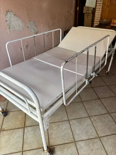 Cama hospitalar