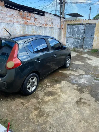 Fiat Palio Attractive 1.0 EVO Fire Flex 8V 5P 2013
