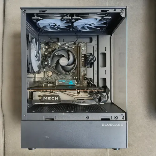 PC Gamer com AMD Ryzen 5 5600 e AMD RX 6750 XT