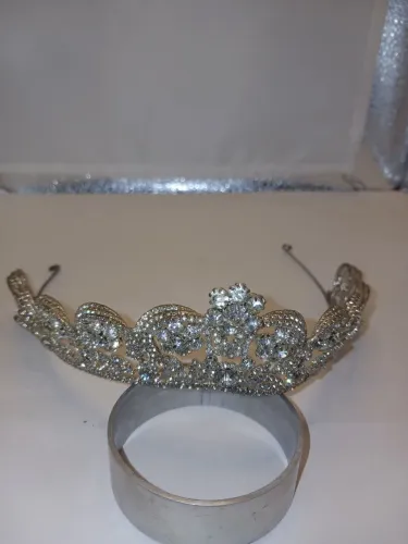 Tiara coroa arcanjo para noivas ou debutantes prateada