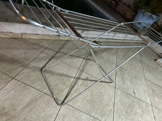 Varal de alumínio grande 2 metro de largura