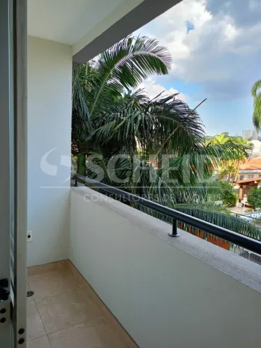 Apartamento a Venda - 2 quartos, vaga e Depósito a dois quarteirões da Av. João de Luca e 