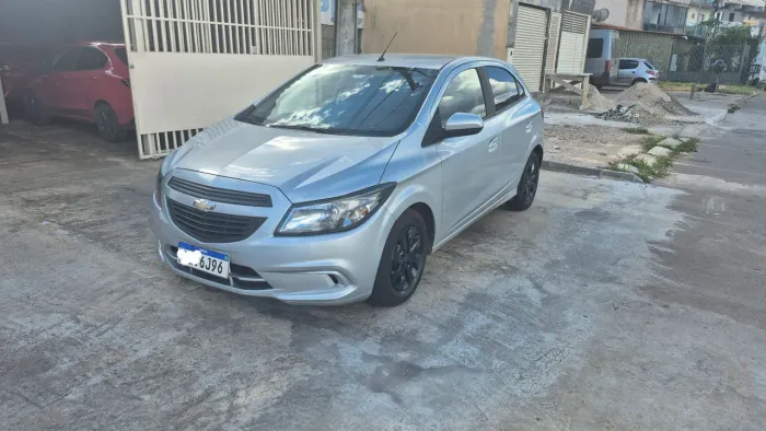 Chevrolet Onix JOY Hatch 1.0 8V Flex Mec. 4P 2019