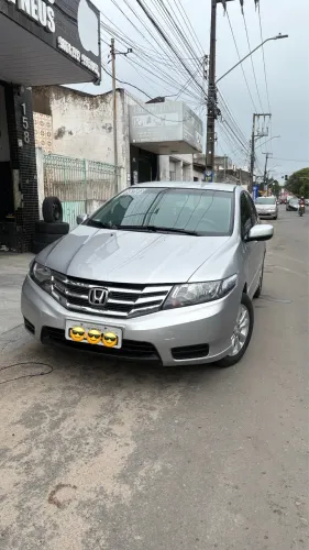 Honda City Sedan LX 1.5 Flex 16V 4P Aut. 2013
