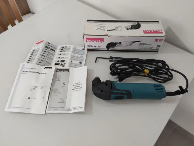 Multicortadora oscilante Makita TM3000C - 127v - 320w - leia a descrição. 