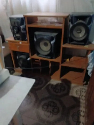 Vende se rack , e o som , contato *