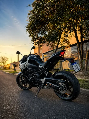 Kawasaki Z900 2022 / 14 mil KM