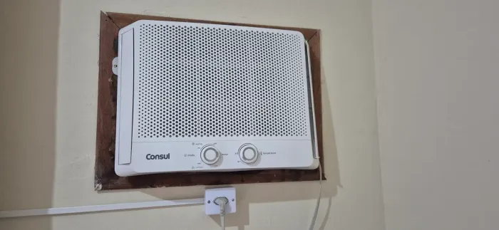 Ar-condicionado Janela Consul 10.000 BTUs 220V - Higienizado e Gelando Muito!