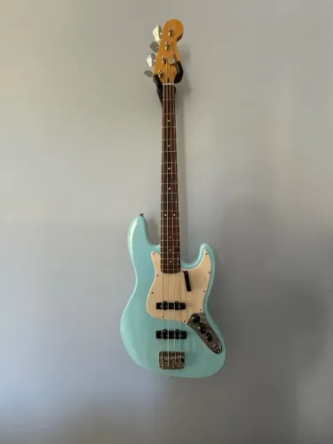 Jazz Bass Squier Classic Vibe 60