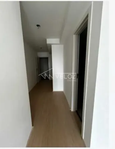 Loft : / Residencial / Centro