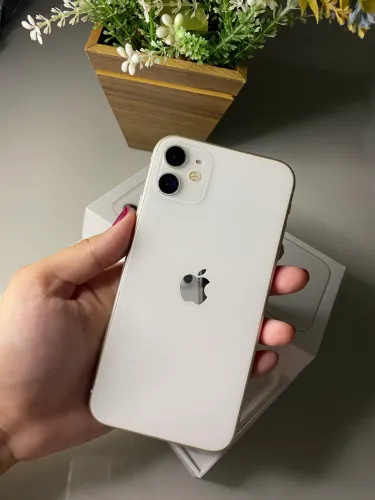 iPhone 11 64GB