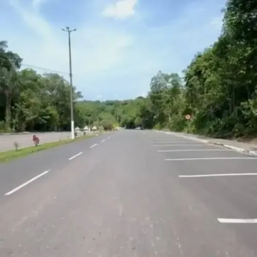 Vendo lote comercial 600 m², Presidente Figueiredo, Am