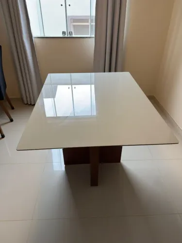 Mesa de jantar Selecta