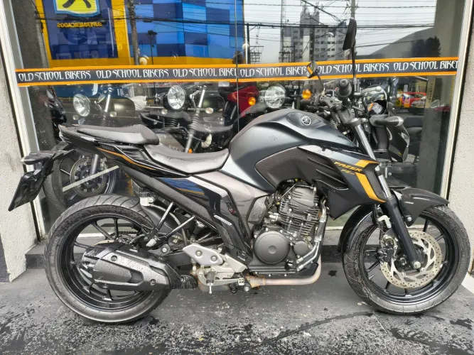 yamaha fz 25 unico dono apenas 20.000 km
