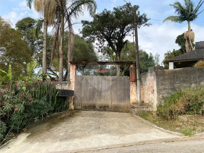 Chácara com 3 quartos à venda em Chácaras ceres - SP