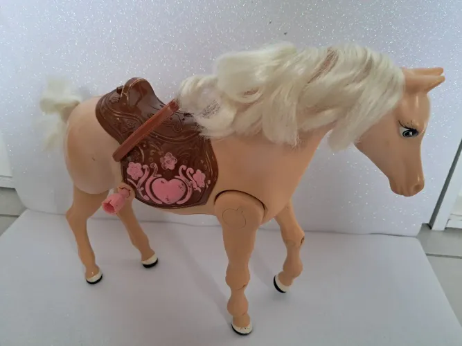 Cavalo Towny Barbie 2005