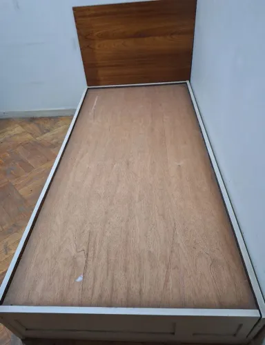 Cama box/gavetões