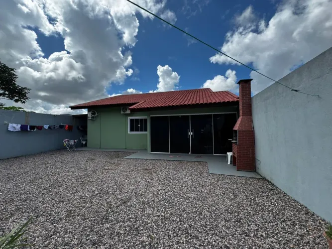 Alugo casa colina park ji-parana