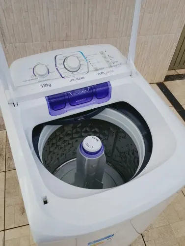 Máquina Eletrolux 12 kg