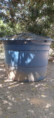 Vendo cx d'agua
