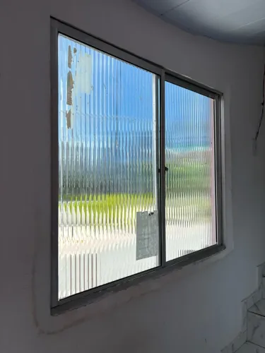 Janela de alumínio