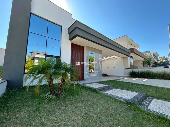 Casa para Alugar no Condomínio Dona Lucilla em Indaiatuba/SP.