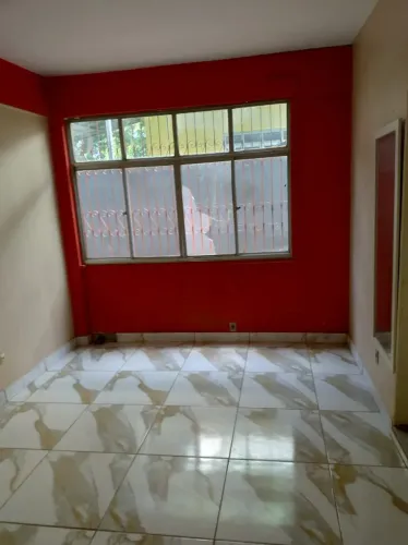 Praça 14 / Apto 01 quarto / 9 8 2 2 3 8 9 73