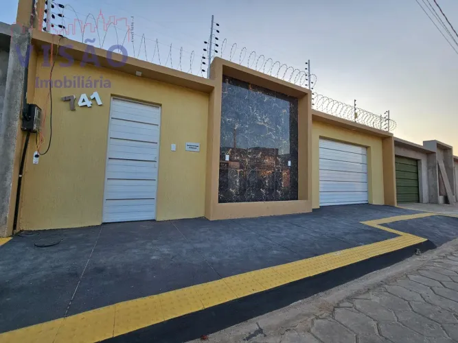 Casa à Venda em Bela Vista, Mossoró: 3 Quartos, 112m²