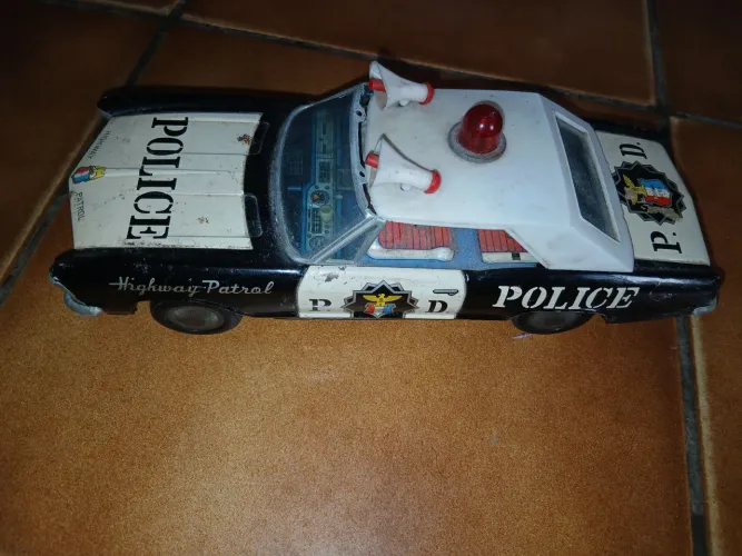 Carro de lata Police banday