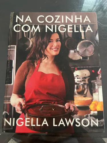 Livro de culinária ? na cozinha com Nigella?