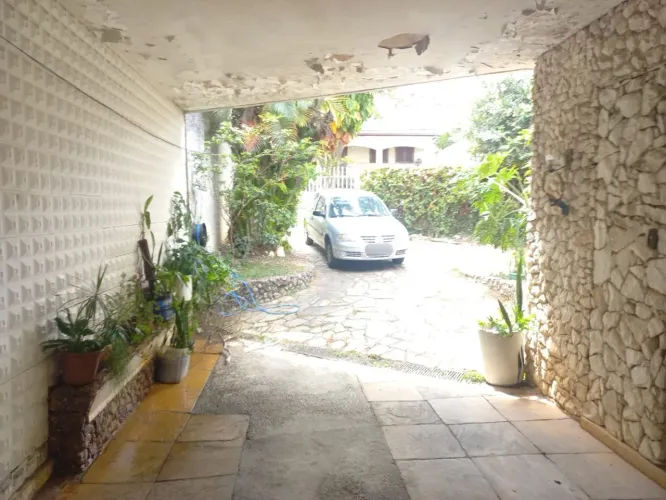 Lote / Terreno com 3 quartos à venda em Belo Horizonte