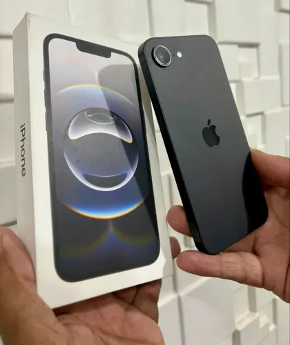 iPhone 16 e