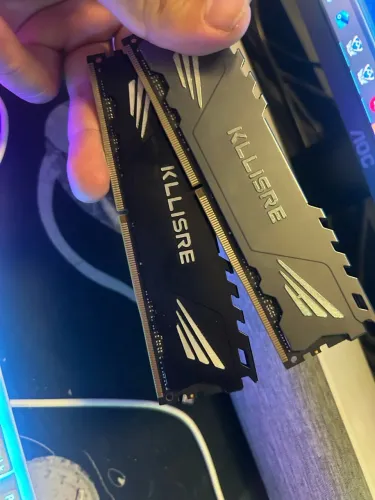Memória DDR 4 8GB KLLISRE