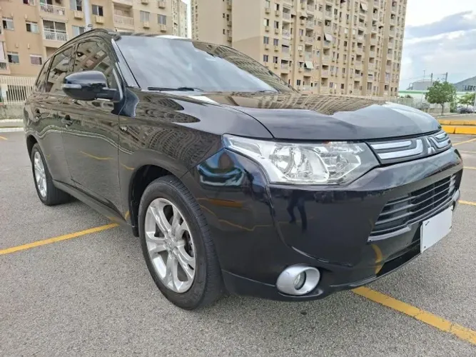 Mitsubishi Outlander 3.0/ GT 3.0 V6 Aut. 2015