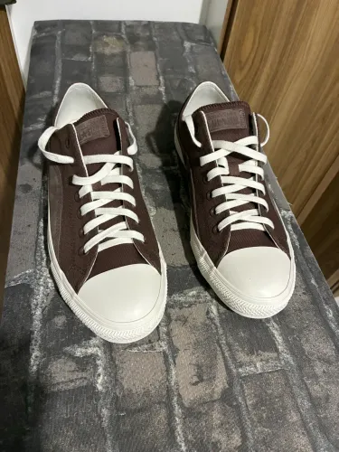 Tênis All Star de lona/couro n* 41
