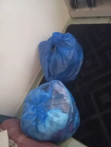Vendo dois sacos de roupa barato