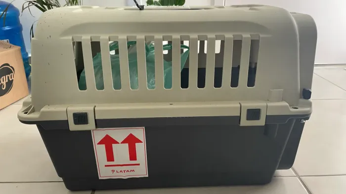 Caixa de transporte para cães e gatos