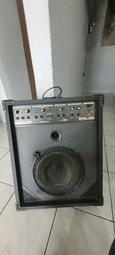 caixa amplificada 