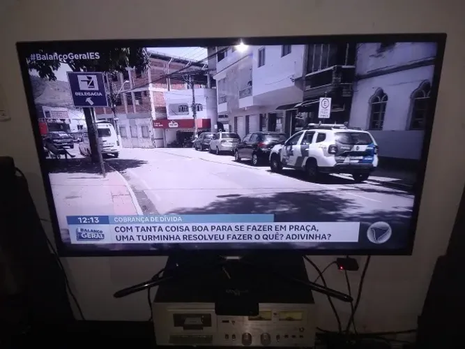 Tv Samsung modelo um 46f5500ag Smart 46 POLEGADAS