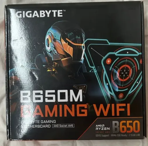 Placa-Mãe Gigabyte B650M Gaming Rev.1.0, AMD AM5, mATX, DDR5, RGB, WiFi, Preto - B650M GAM