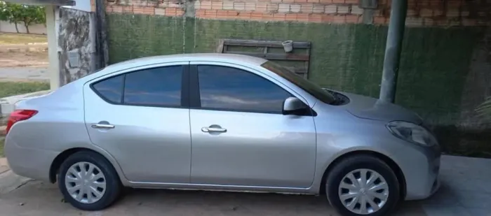 Nissan Versa SV 1.6 16V Flex Fuel 4P Mec. 2013