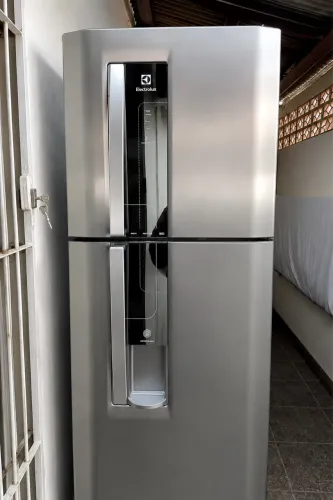 Geladeira Electrolux DW42X Inox 380L
