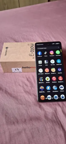 Moto G75 aprova da água residência militar