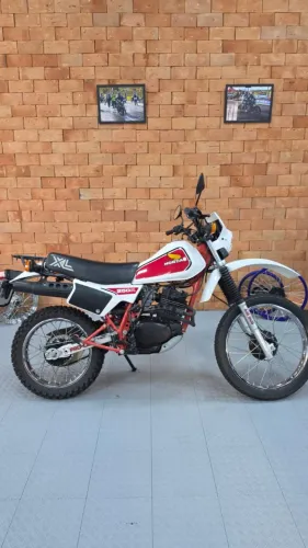 Honda XL 250R 1983 ? Apenas 1.468 km ? Impecável ? Apta Placa Preta