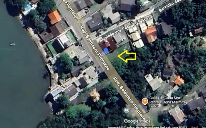 Terreno plano a 50 metros da praia - Ribeirão da Ilha, Florianópolis. Pego troca