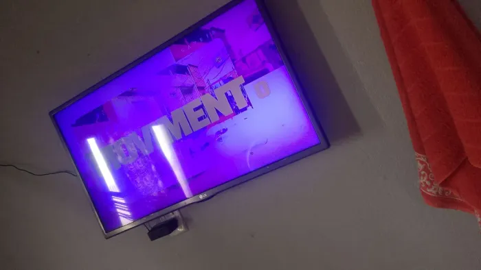 Vendo tv 32 polegadas não e smart