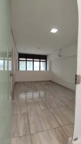 SALA COMERCIAL - 16 m2 - Prox. 6 Bocas, Via Sul - para Aluguel, Locação