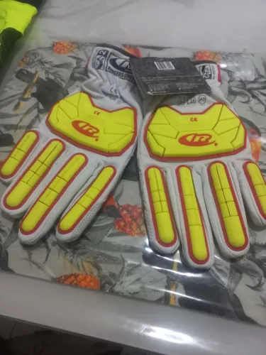 Luvas para trilha e convencional 