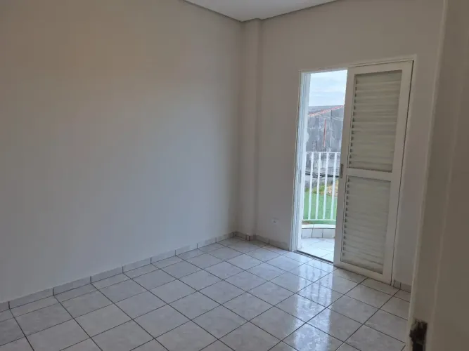 Imóvel para aluguel possui 67 metros quadrados com 2 quartos